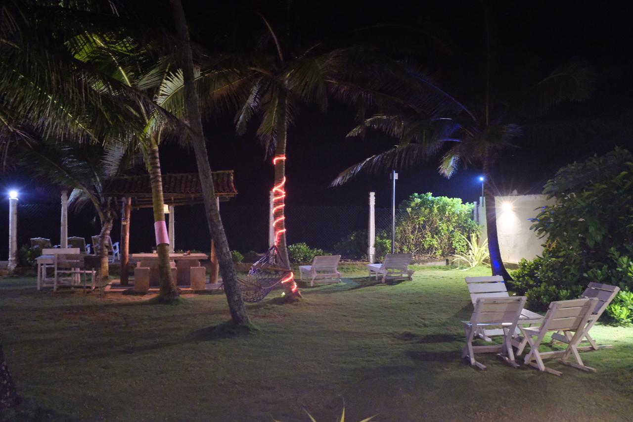 Ocean Breeze Villa Boossa Luaran gambar